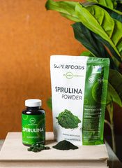 Gluten-free and vegan certifications on Spirulina powder packaging