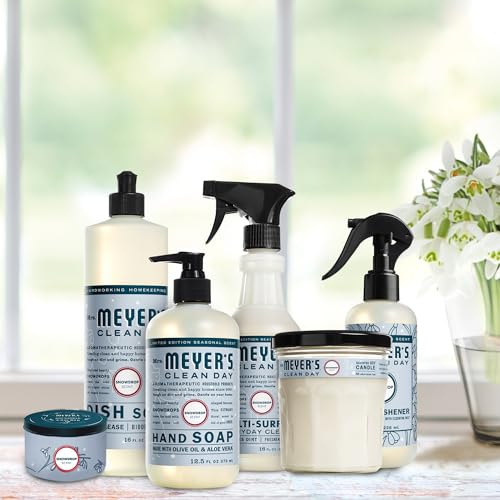 Cruelty-free candle by Mrs. Meyer's Clean Day