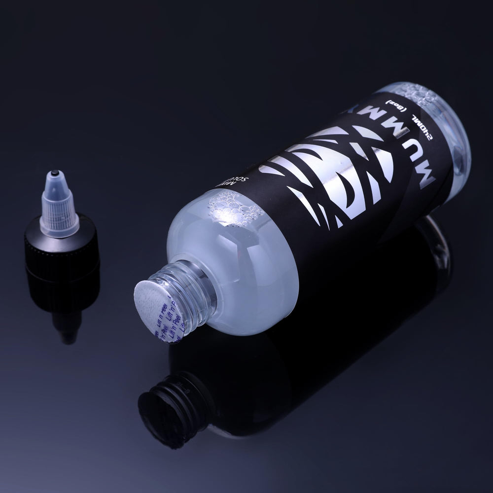 Mummy Tattoo Ink Mixing Solution pour action shows steady flow for controlled thinning