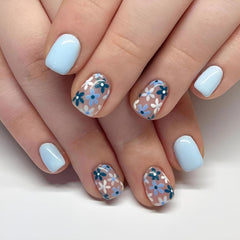 Namrec flower nails with glossy finish for versatile wear