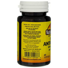 Nutrition and ingredient highlights on Nature's Blend packaging