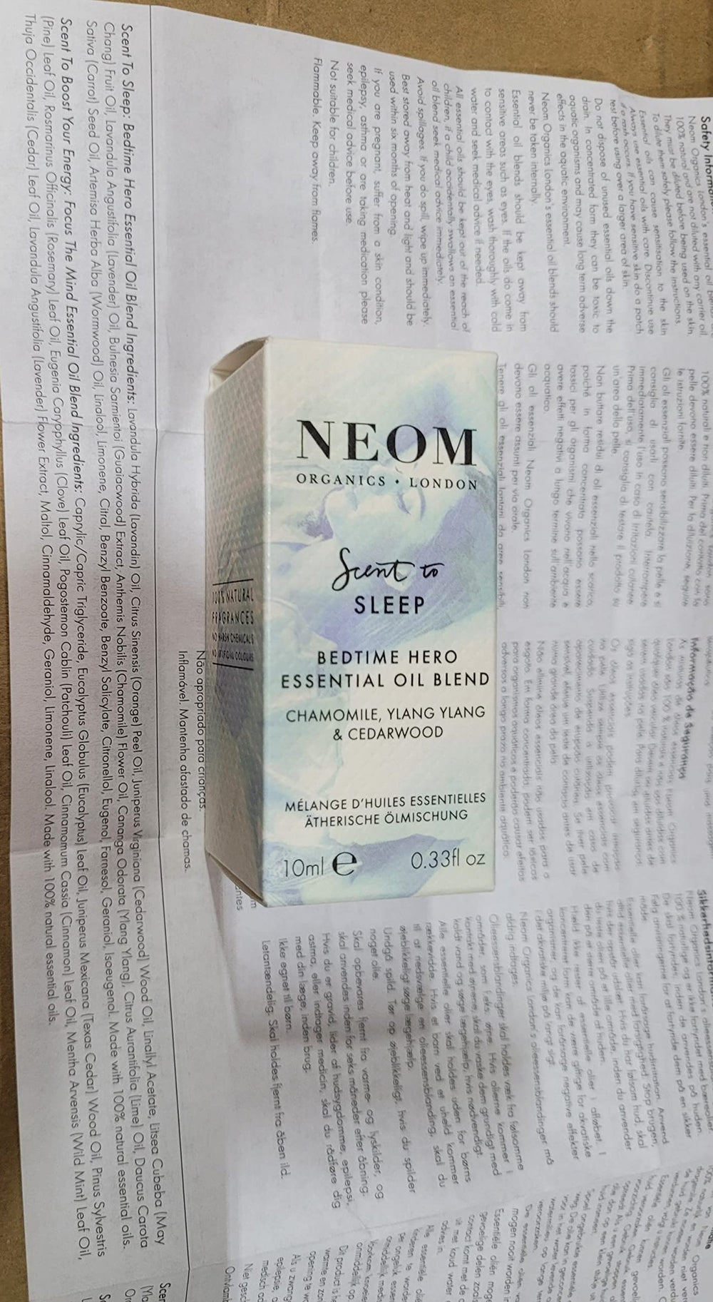 Diffuse NEOM Essential Oil Blend 10ml in a diffuser