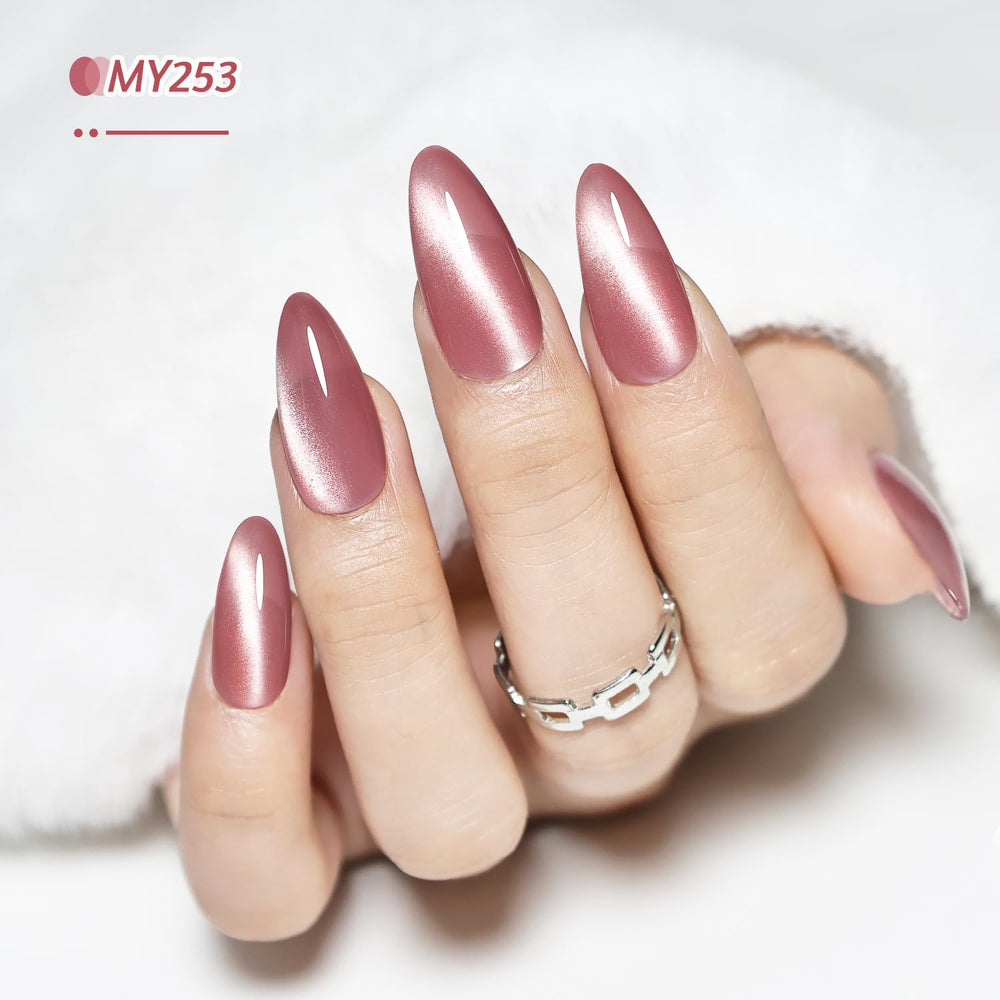 OpenLive Quick-dry formula dries in minutes for on-the-go manicures.