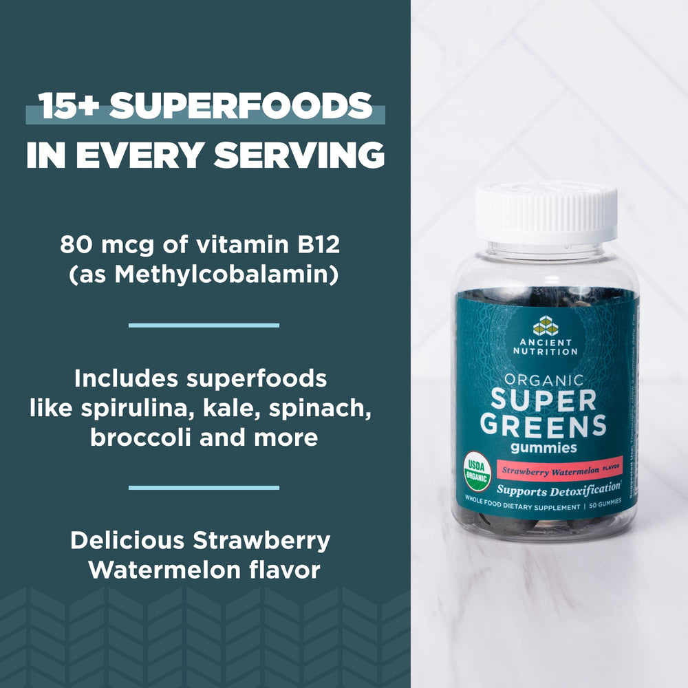 Superfoods ingredients including spirulina, broccoli, kale and berries