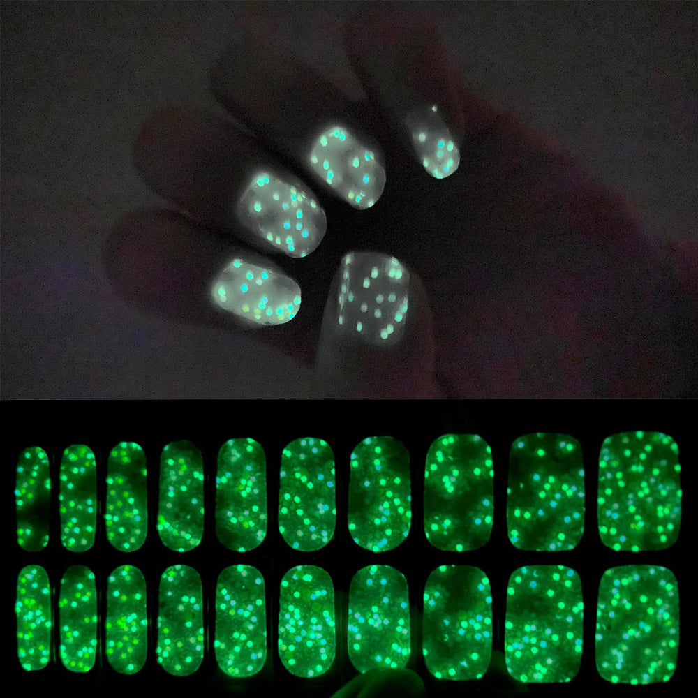 Osesshia Mint Sprinkles nail wraps enhance nails with a crisp gel look