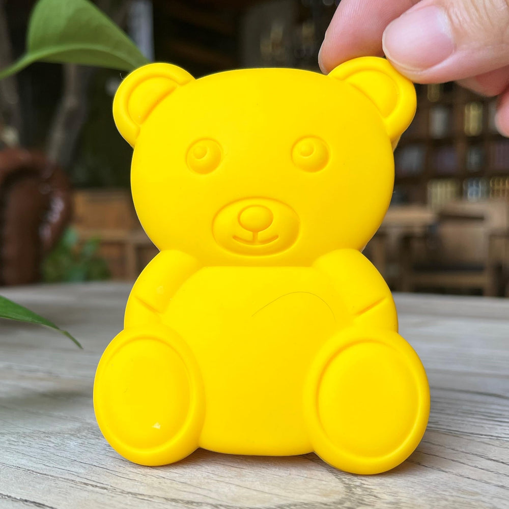 Penepico bear-yellow shampoo brush suitable for scalp care
