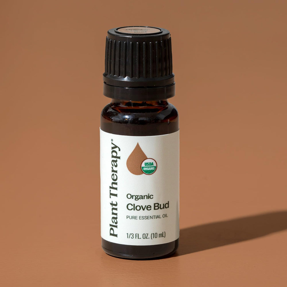 Natural cleaning blends using clove bud essential oil