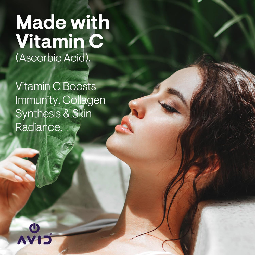 Close-up of ingredients: vitamin C, fish collagen peptides and fruit pectin
