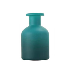 QUUPY glass diffuser bottle in black finish for long-lasting room fragrance.