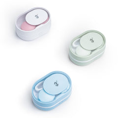 Close-up of ReO2 Mini Pro with compatible solutions