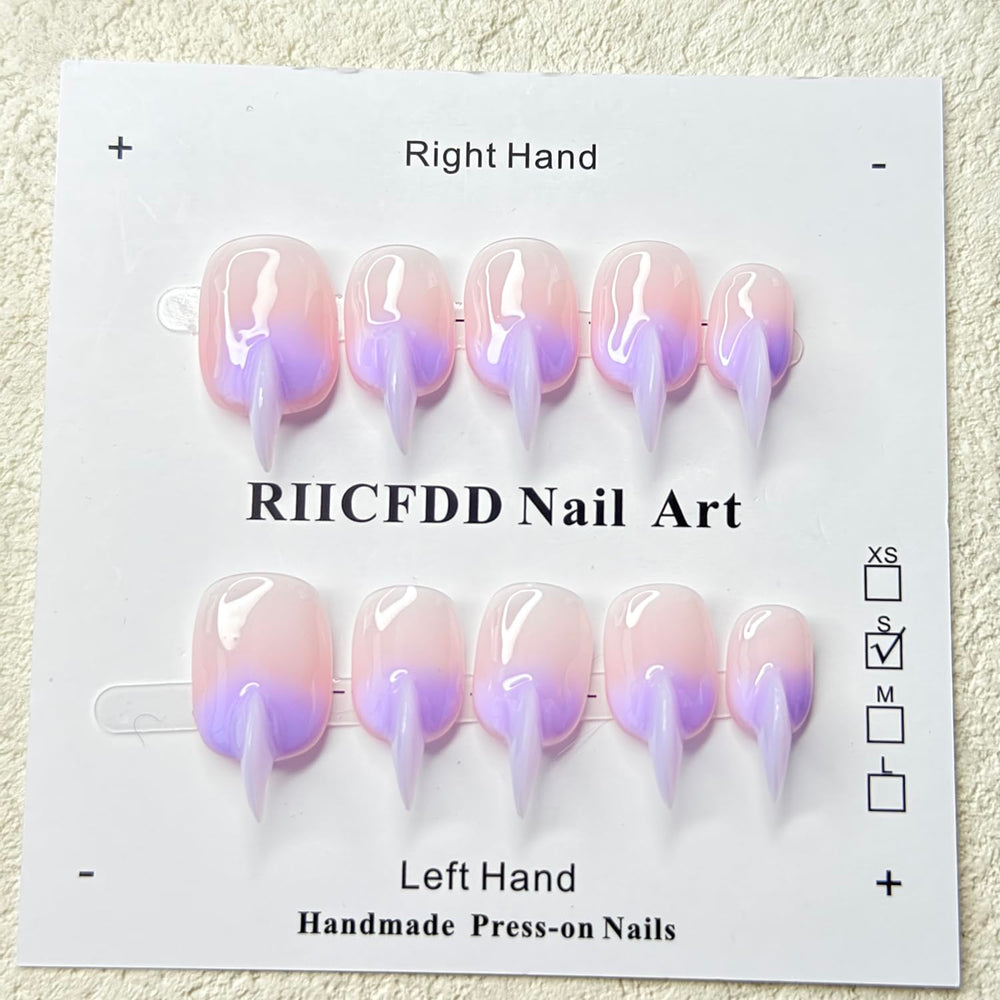 RIICFDD durable, chip-resistant nails designed for up to two weeks of wear.