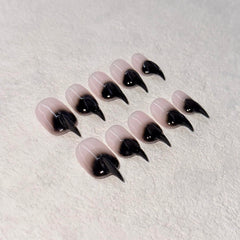 RIICFDD stiletto press-on nails with glossy finish for a quick salon-style manicure.