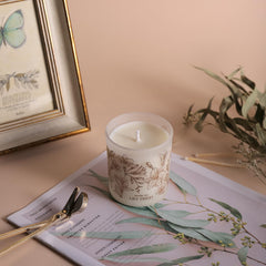 Burning Lily Fresh candle with lead-free cotton wick