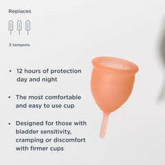 Saalt Soft cup with travel pouch for discreet protection on trips