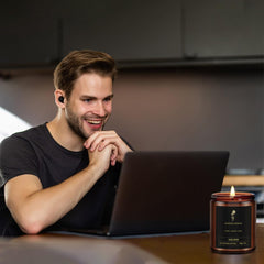Gift-ready men's candle set in masculine packaging