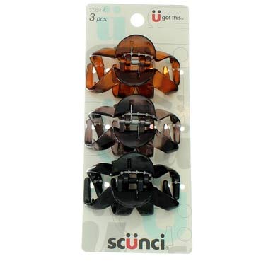 Scunci Effortless Beauty Jaw Clip during workout, stays put while active.