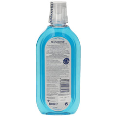 Close-up of Sensodyne Enjuag 500 Cool Mint mouthwash label