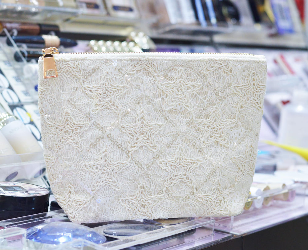 Sliimagetu handmade linen makeup bag with zipper keeps contents secure.