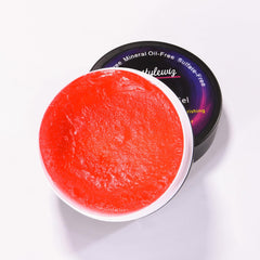 StyleWiz Nourishing formula keeps hair soft and shiny while you style.