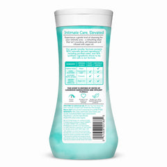 Summerseve Essential Botanicals daily-use routine shot implies easy everyday care.