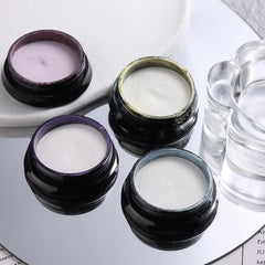 SUTOKAKA resin craft pigment for shimmering accents