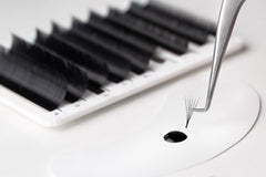 TAFFEAY Matte black finish lashes in closeup for defined lash lines.