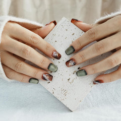 Tesytto spring and summer ready nails ideal for photoshoots and travel