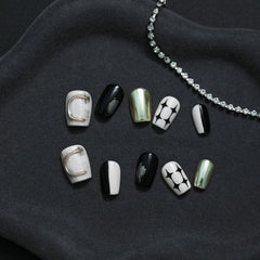 Tesytto 3D design nails with a metallic glitter finish for bold style