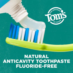 Back view of the 3-pack toothpaste packaging