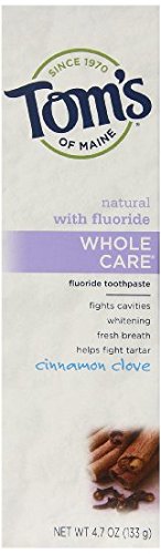 Product features on packaging highlighting fluoride, zinc citrate, silica and peppermint oil