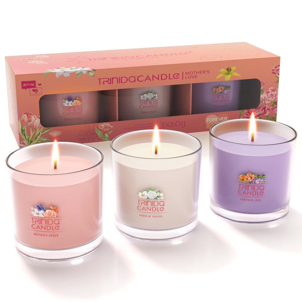 Lavender scented candle with hand-poured soy wax and cotton wick