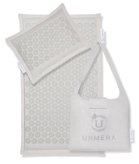 UNMERA acupressure mat with natural linen cover and coconut fiber filling