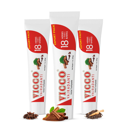 Front view of Vicco Vajradanti toothpaste in 7 oz 3-pack