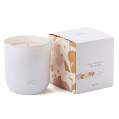 Voy Scented Candle close-up of wildflower meadow fragrance