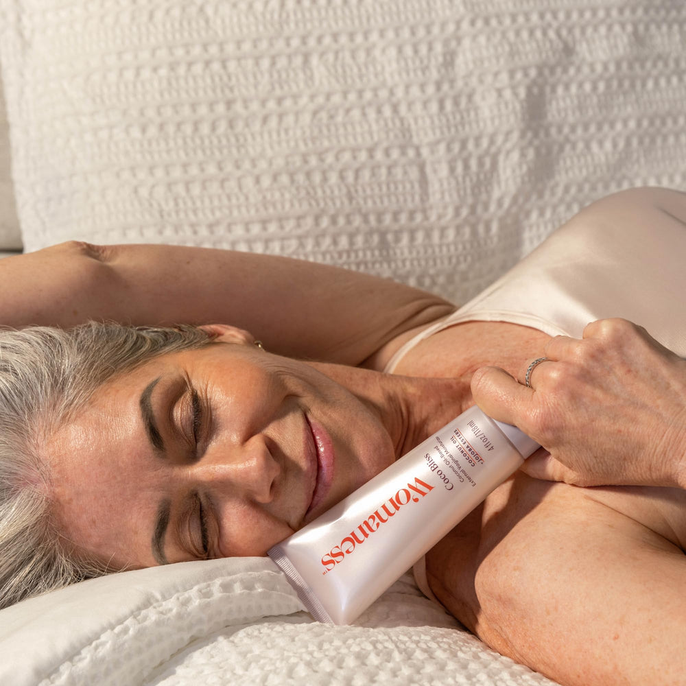 Womaness Coco Bliss ingredients highlight coconut oil and jojoba esters for deep hydration.