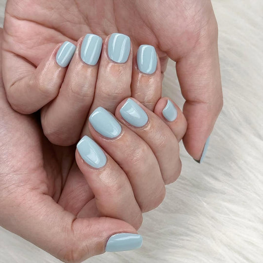 WOOYAS Ocean Breeze press-on nails ready for quick, salon-style manicures.