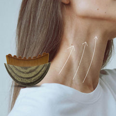 Zhuohai Contour Face Brush working on the forehead for a refreshed look.