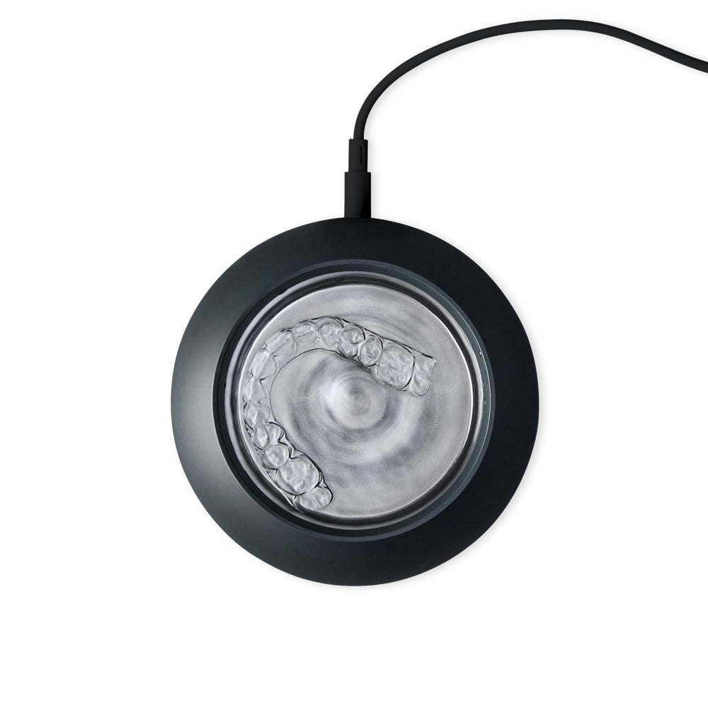 Compact countertop design of Zima Dental Pod