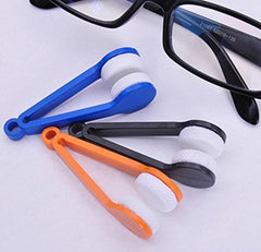 Plastic handle and soft microfiber pad for lens cleaning