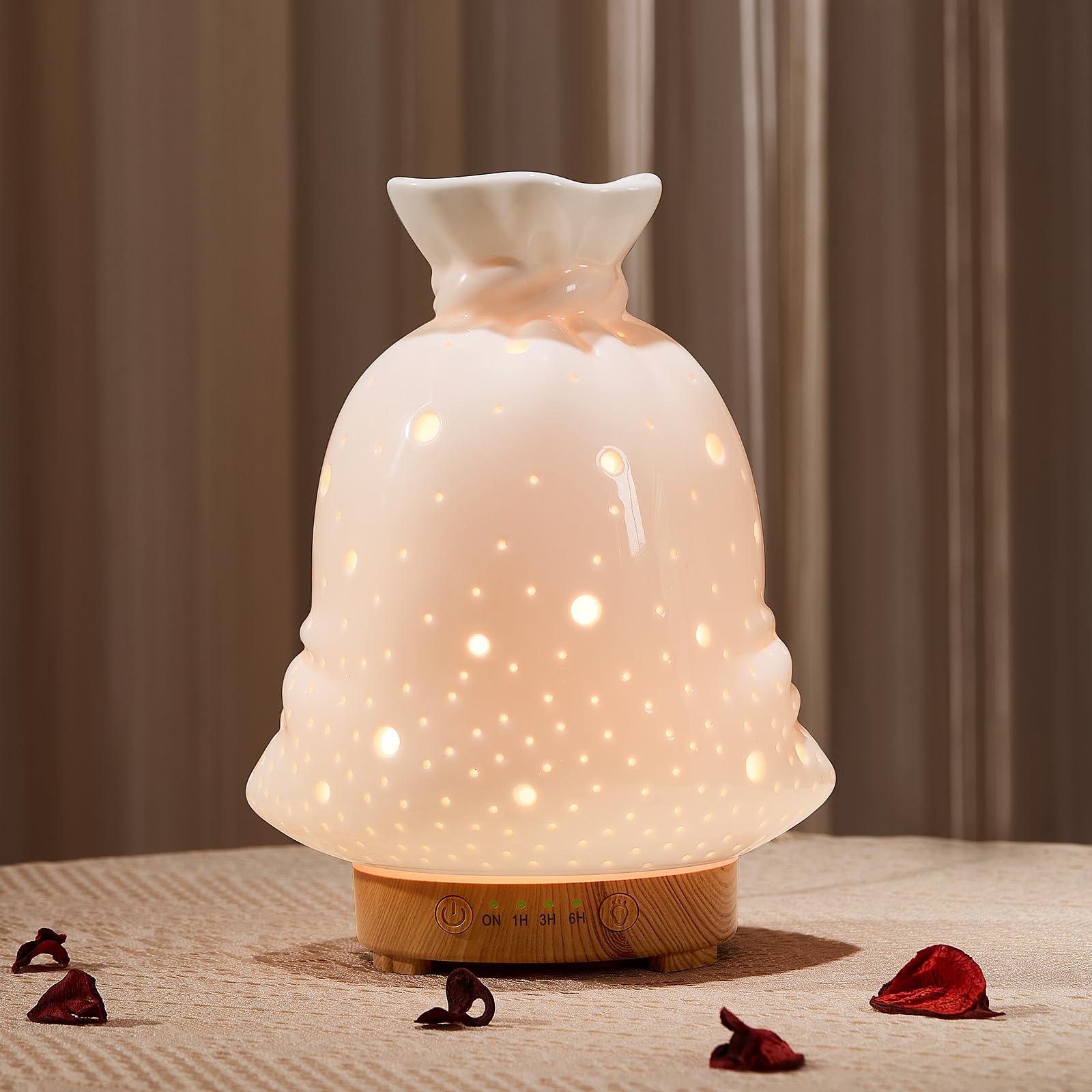 Ceramic diffuser with Lucky Bag design cover