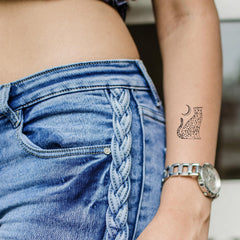 5X2Y Leopard tattoo design applies in minutes with water.