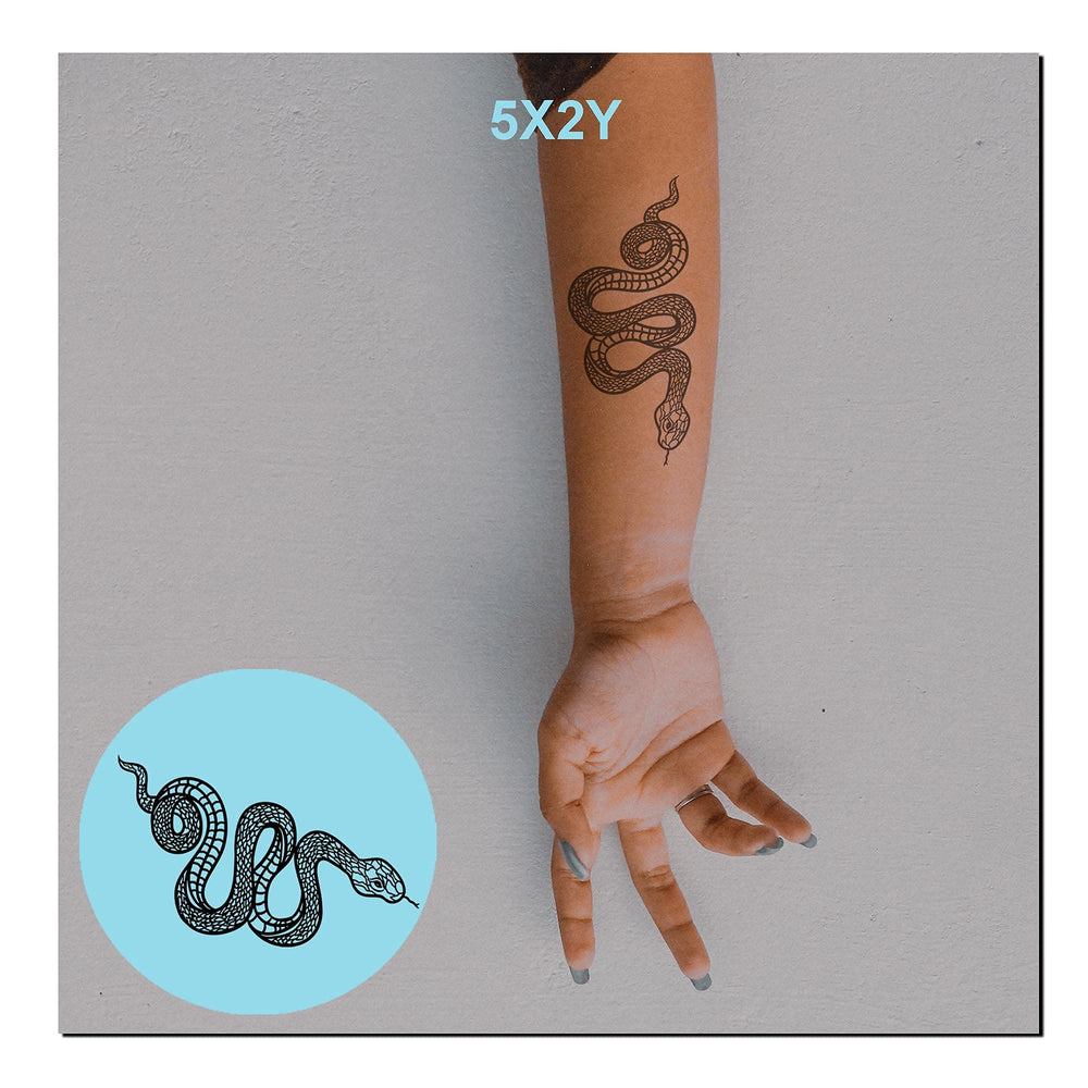 Easy 3-minute water application for the snake tattoo