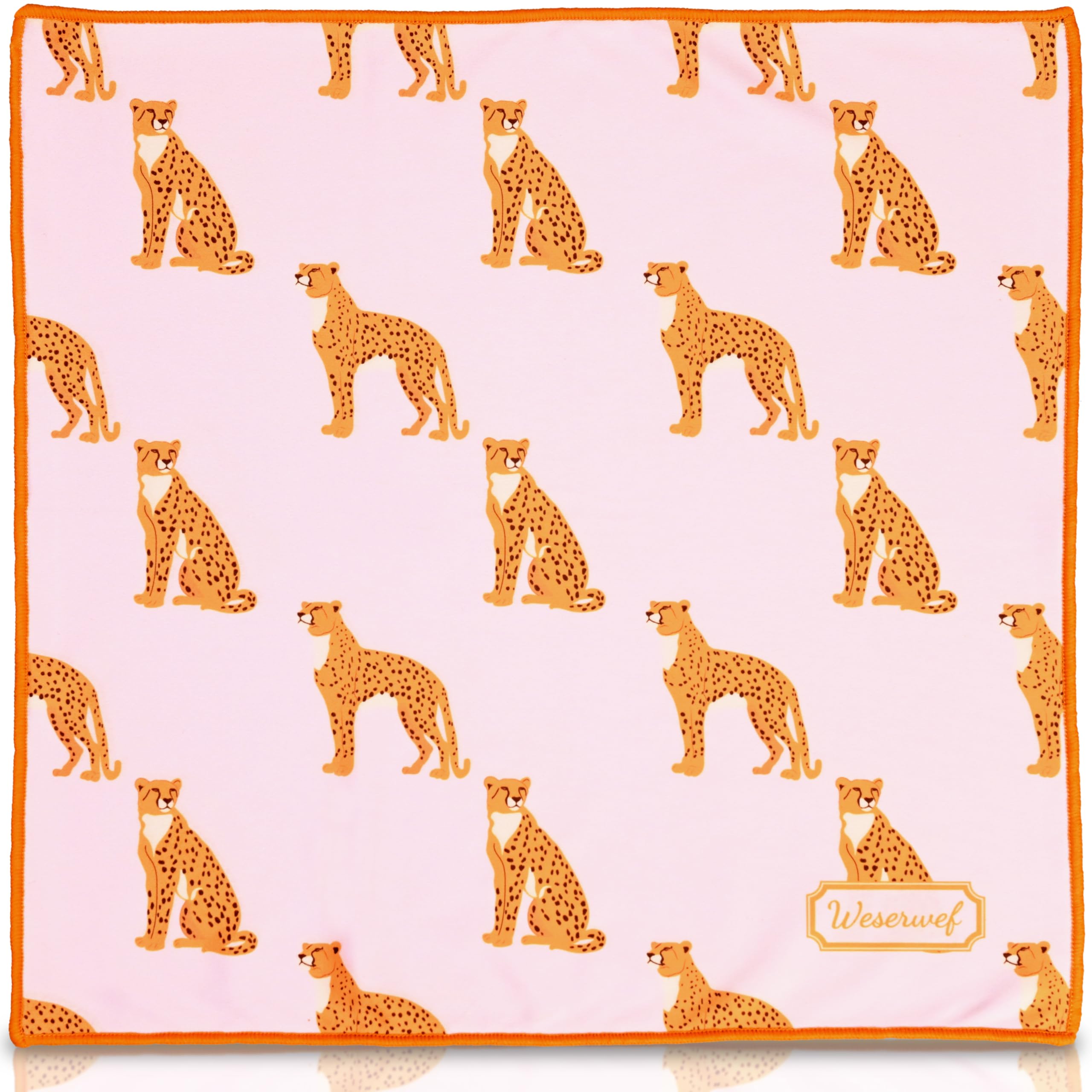 Front view of WESERWEF Leo Pink 12x12 inch microfiber cleaning cloth