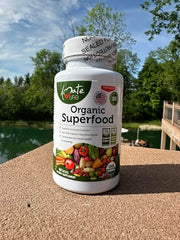 Front view showing label highlighting 14 greens and 14 fruits & vegetables