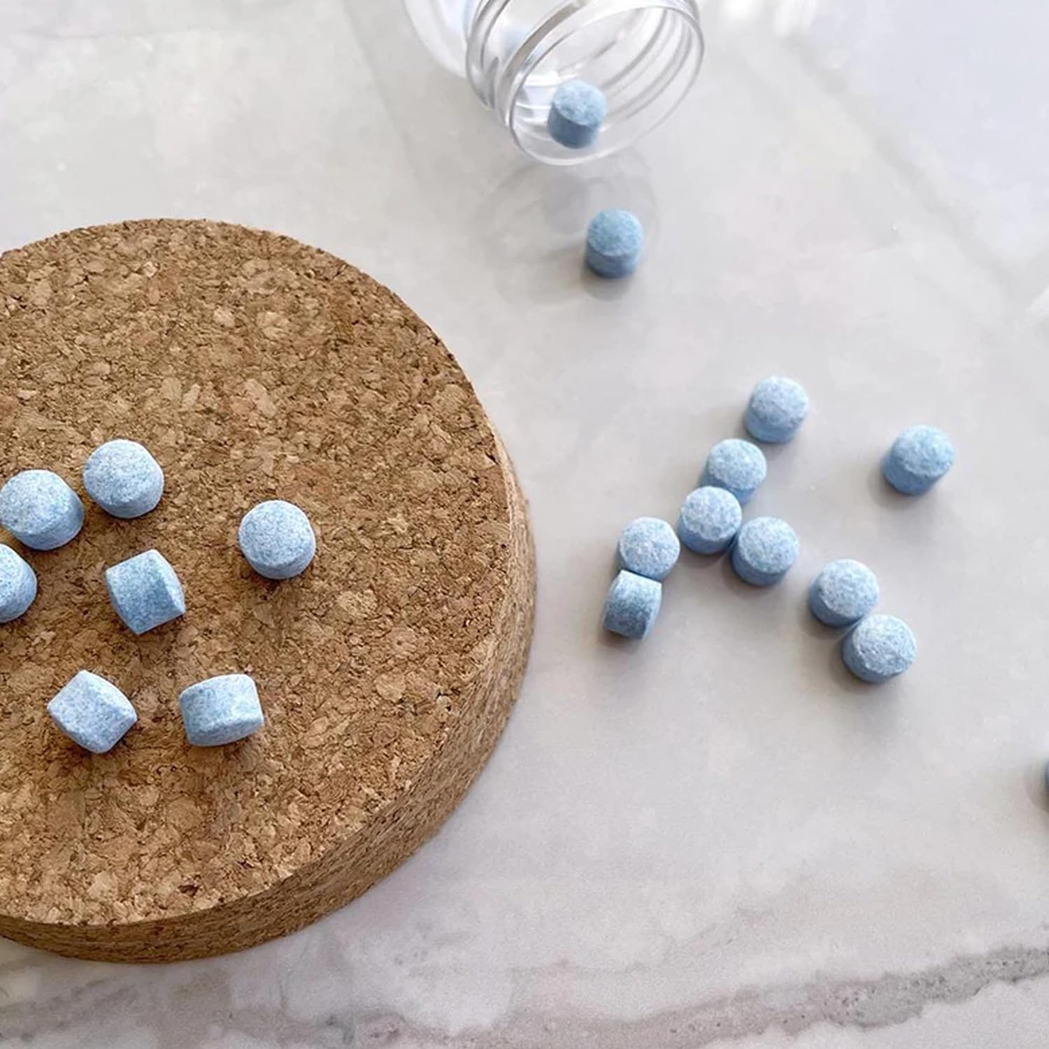 Vegan, fluoride-free, alcohol-free labeling on packaging