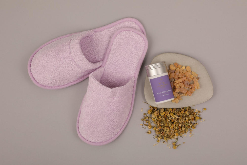 Aera diffuser showing compatibility with fragrance refills