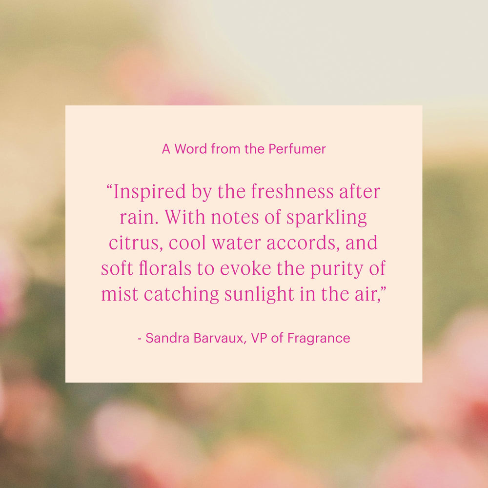 AERA Mini Diffuser beside a refill cap, demonstrating portable home fragrance.