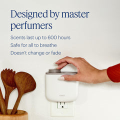 Aera Mini Wild Bluebells minimal packaging complements modern decor while staying scent-forward.