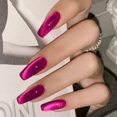 AHAMIOU cat-eye gel kit in dark pink with magnet for light-reflecting shimmer