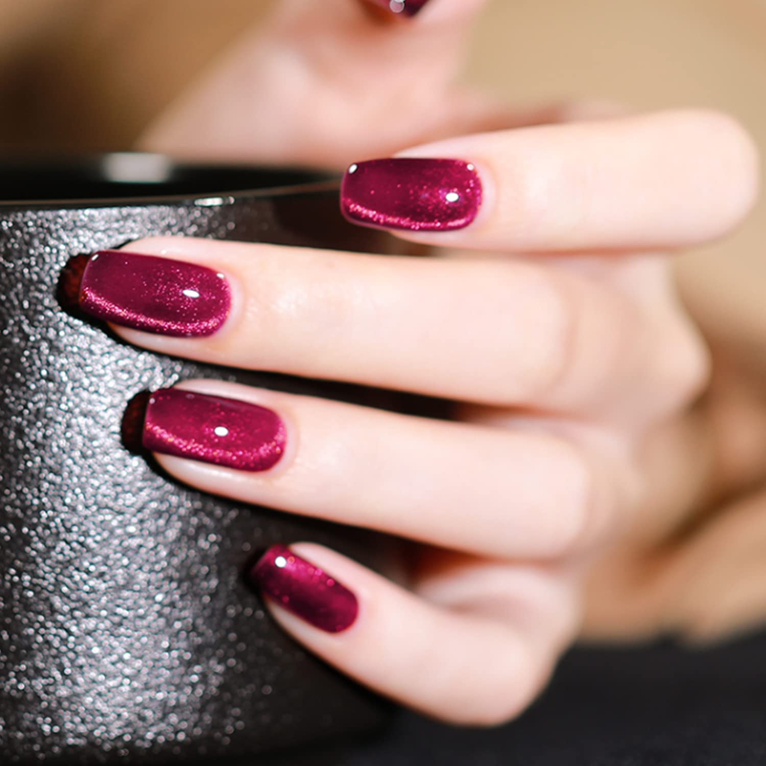 AHAMIOU easy-to-use home nail art kit for salon-like results